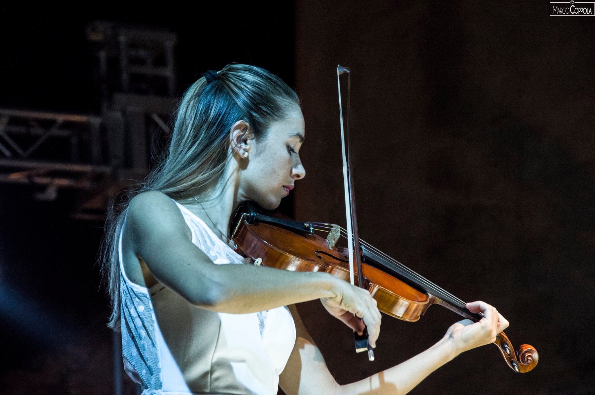 Violinista Kameliya Naydenova