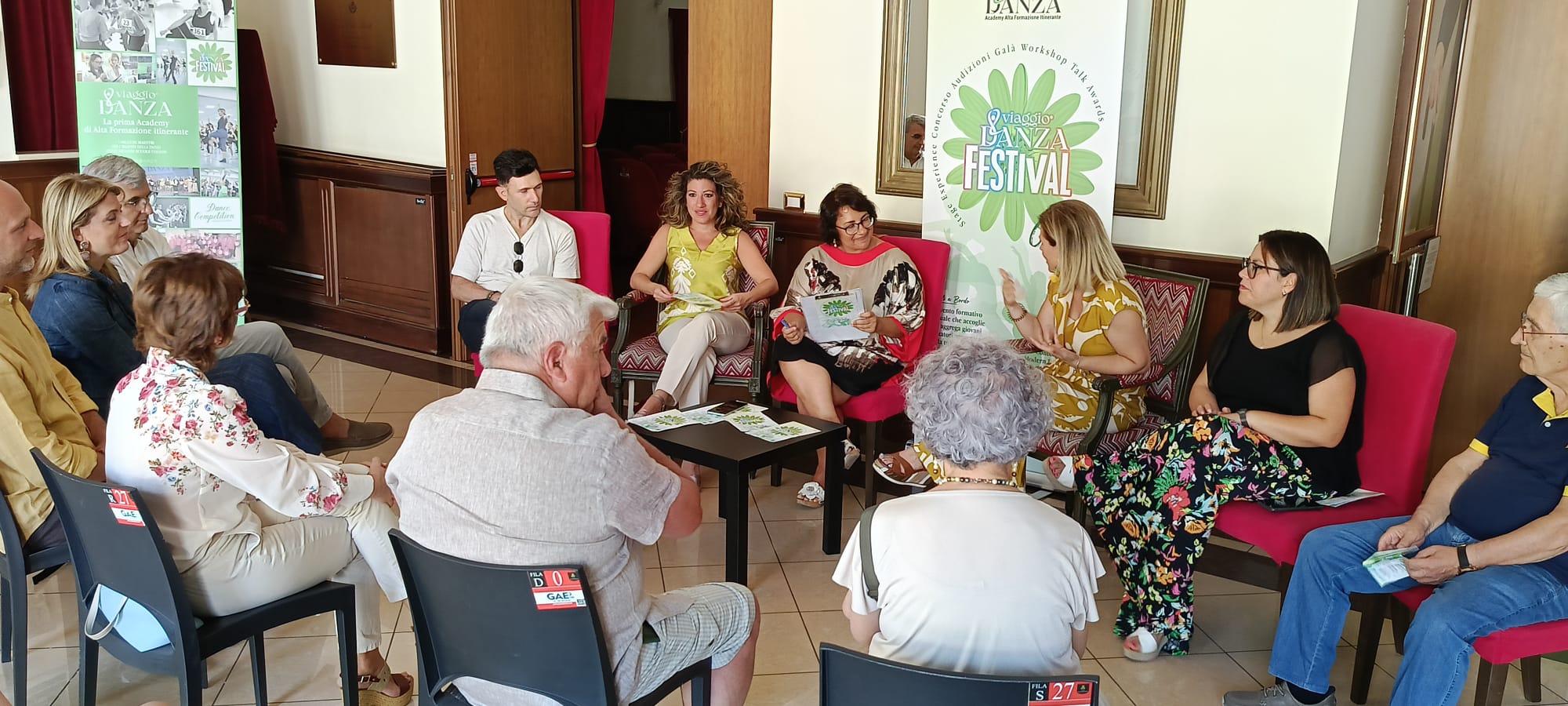 Foto Conferenza Stampa ViaggioDanza1